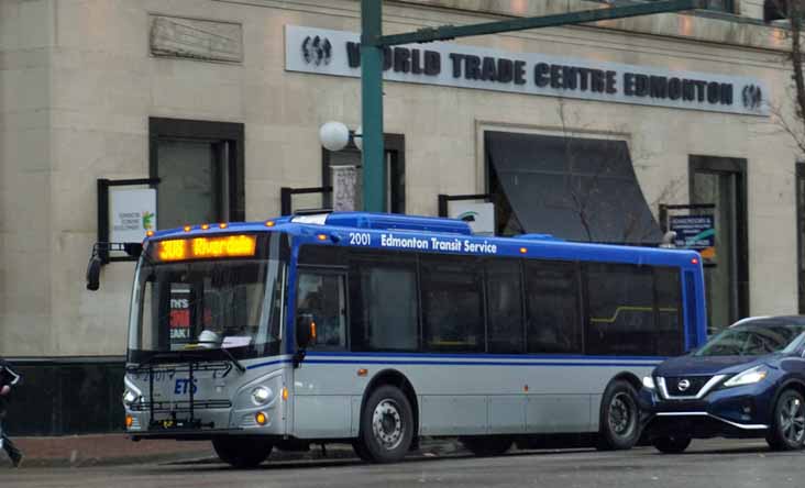 Edmonton Grande West Vicinity 2001